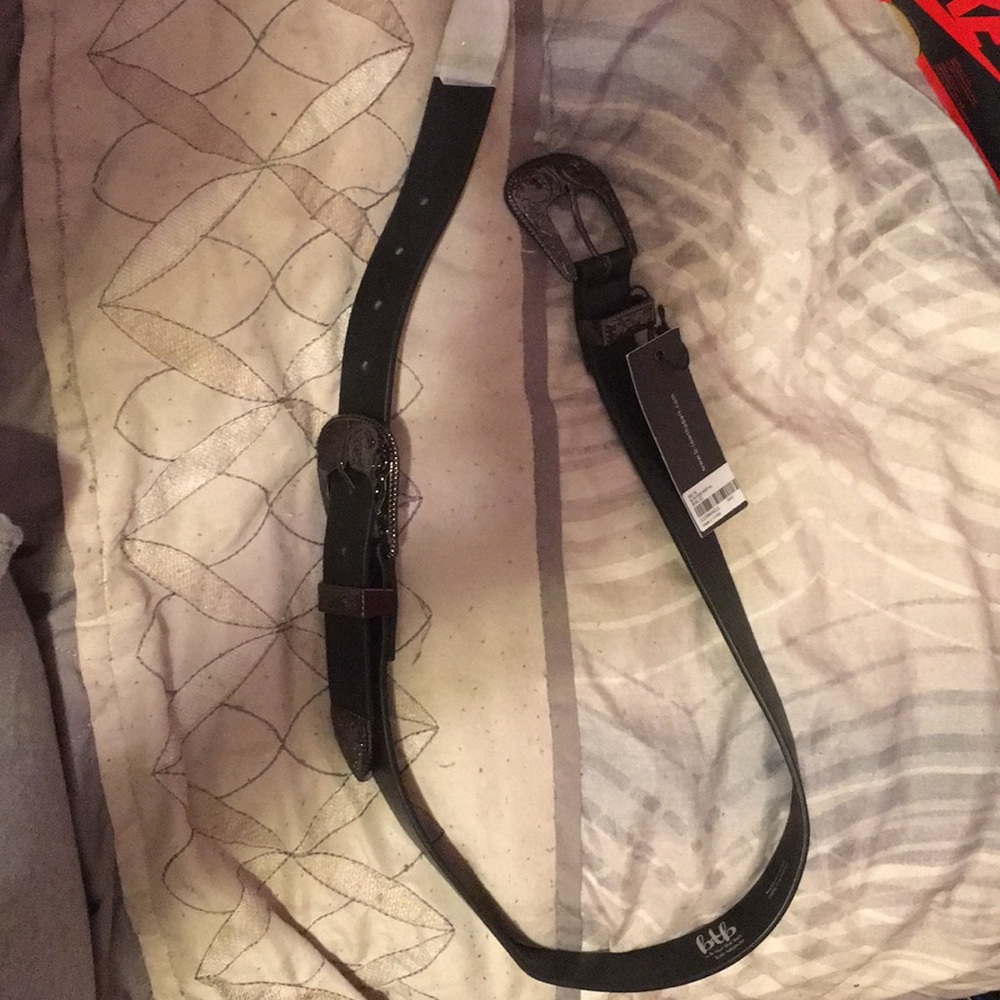 B-low the belt Double Buckle belt
